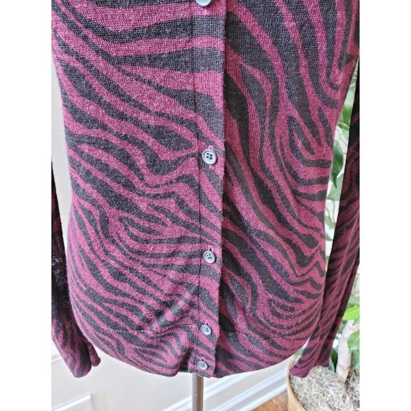 Women's Black & Maroon Long Sleeve Buttons Front Casual Cardigan Sweater - Picture 3 of 10